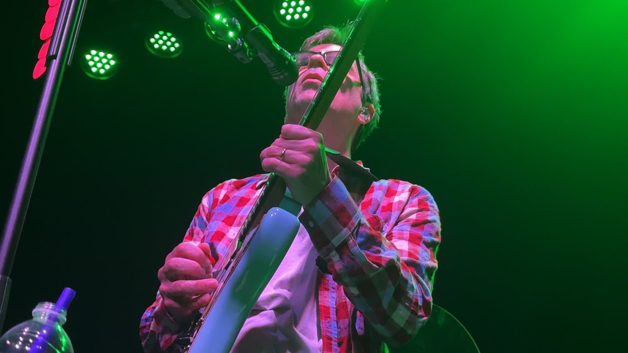 Weezer Live at Constellation Room: Unforgettable Concert in Santa Ana, 2024