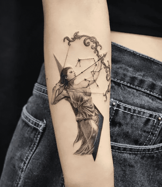 Sagittarius Constellation Tattoos： Designs Symbolizing Strength and Freedom