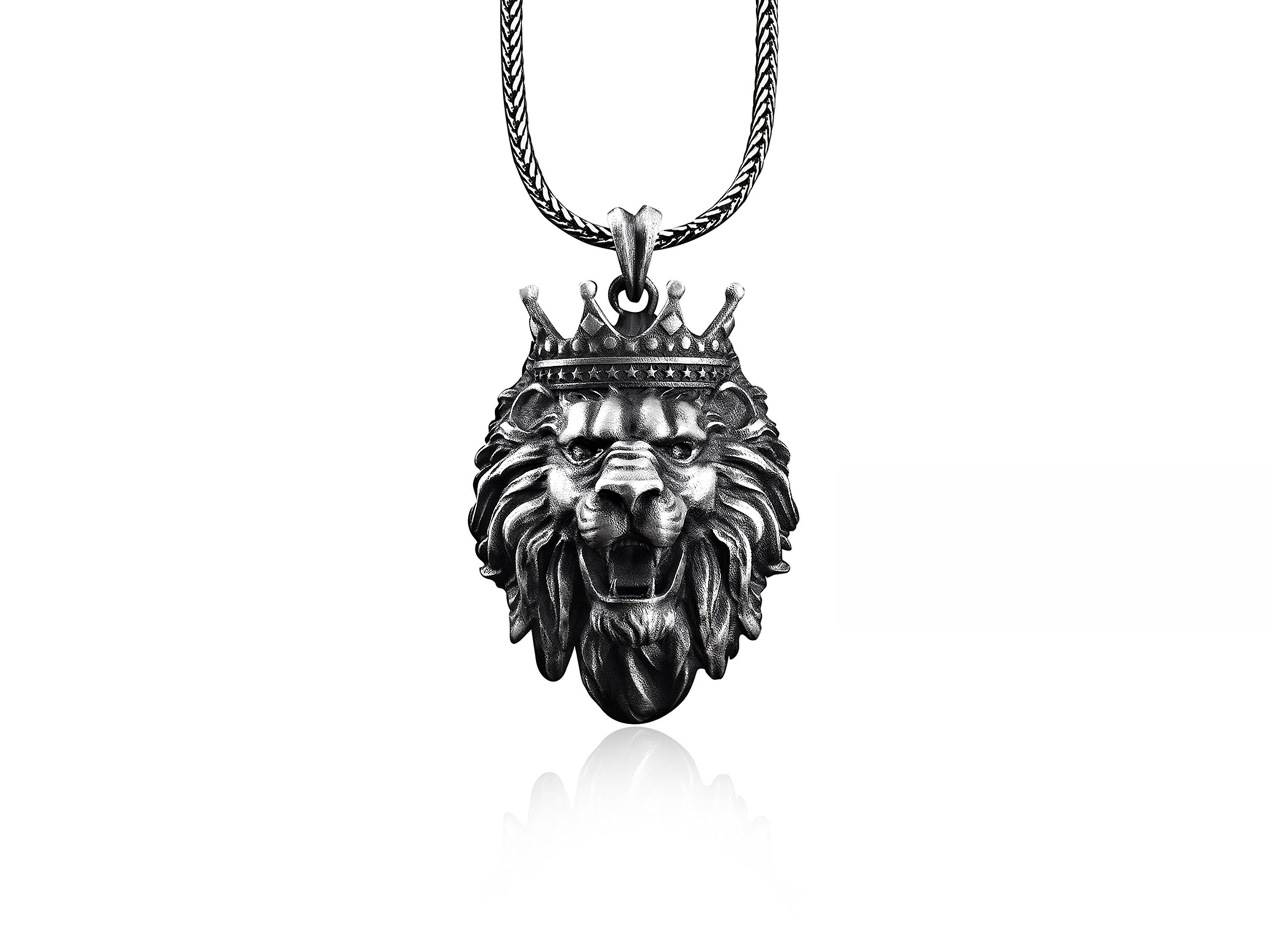 Elegant Personalized Leo Necklace for Men – Crafted by Reputable Jewelers