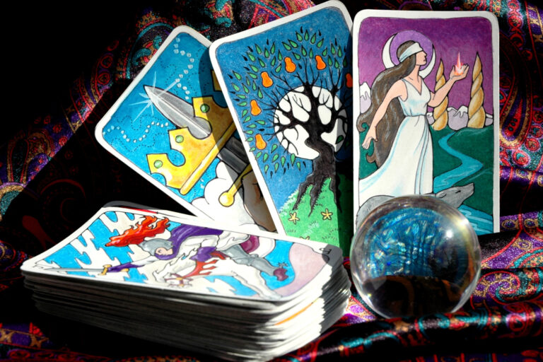 divination by cards is it accurate? Learn how to tell fortunes for yourself today